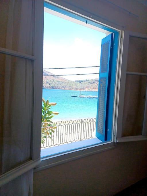 Big Apartment On The Beach Tolón Extérieur photo